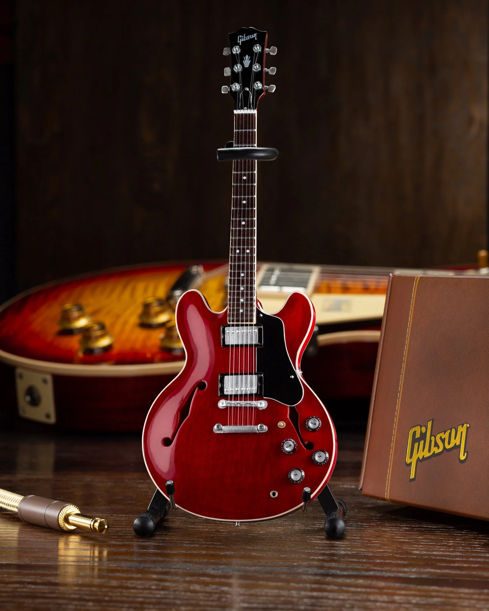 GIBSON ES-335 FADED CHERRY 1:4 SCALE MINI GUITAR MODEL
