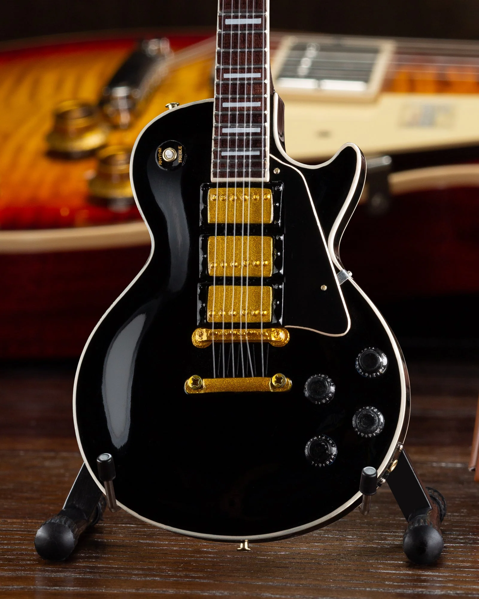 SET OF 3 CLASSIC GIBSON LES PAUL MINI GUITAR REPLICA COLLECTION - GG-001
