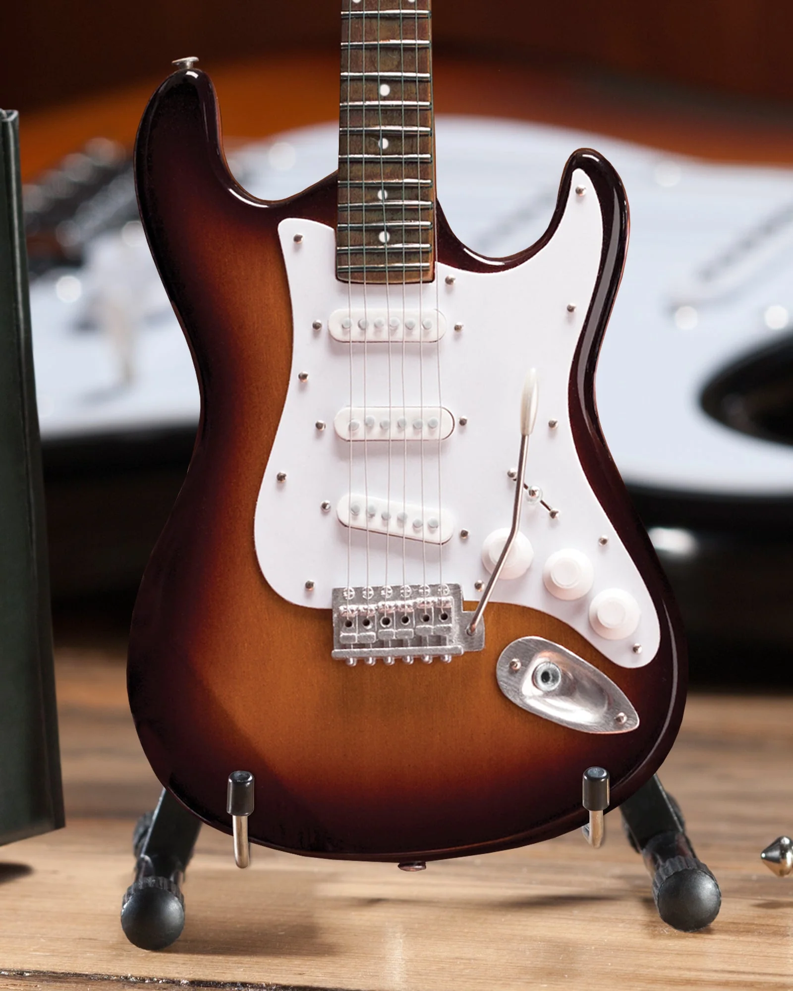 SUNBURST FENDER™ STRAT™ CLASSIC MINIATURE GUITAR REPLICA - OFFICIALLY LICENSED