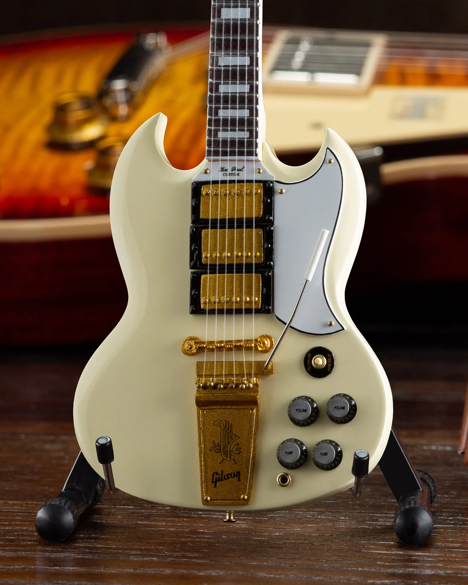 GIBSON 1964 SG CUSTOM WHITE 1:4 SCALE MINI GUITAR MODEL