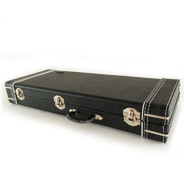 FENDER™ MINIATURE BLACK GUITAR CASE WITH DIECAST LOGO