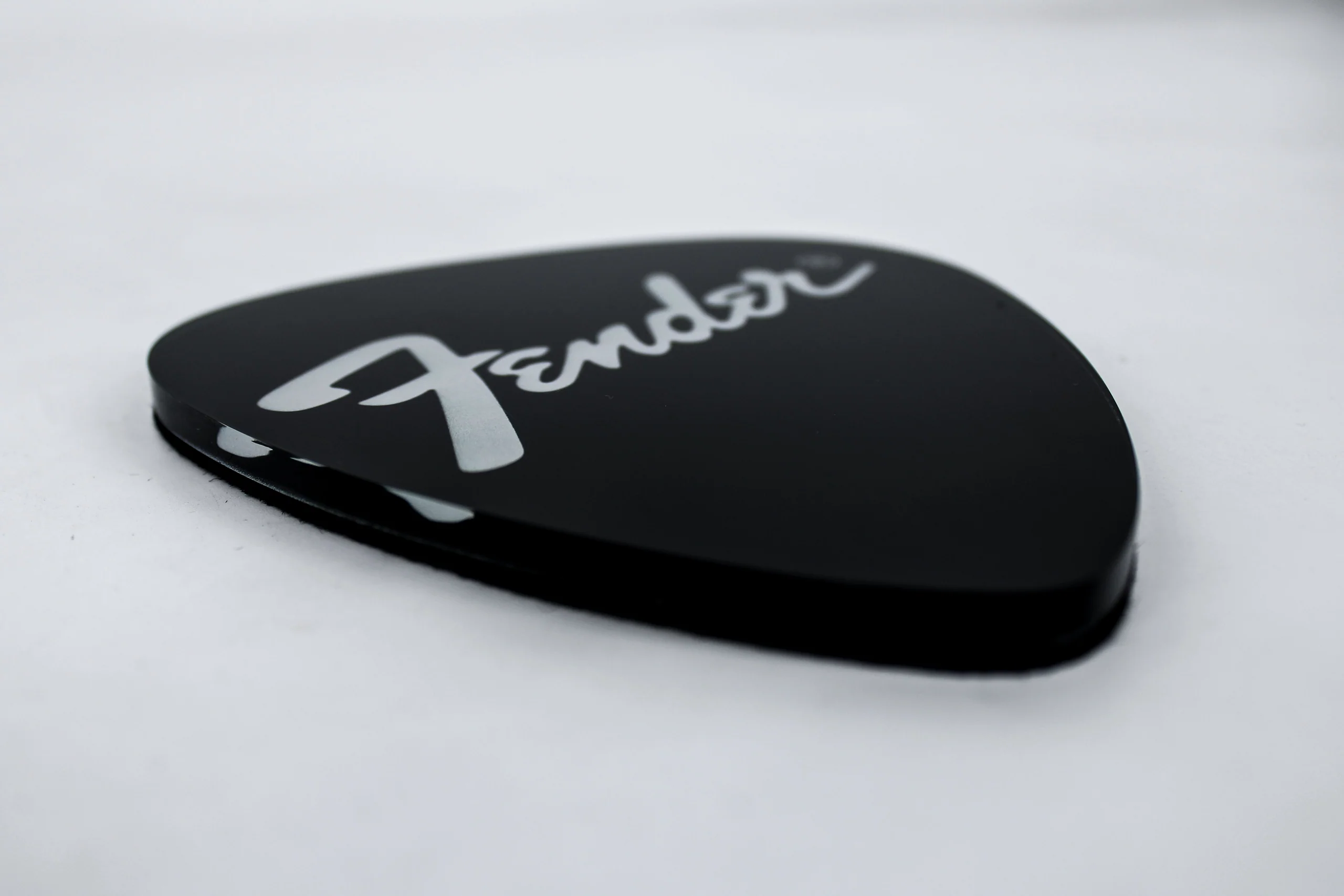 FENDER GUITAR PICK SHAPED COASTERS (SET OF 4)